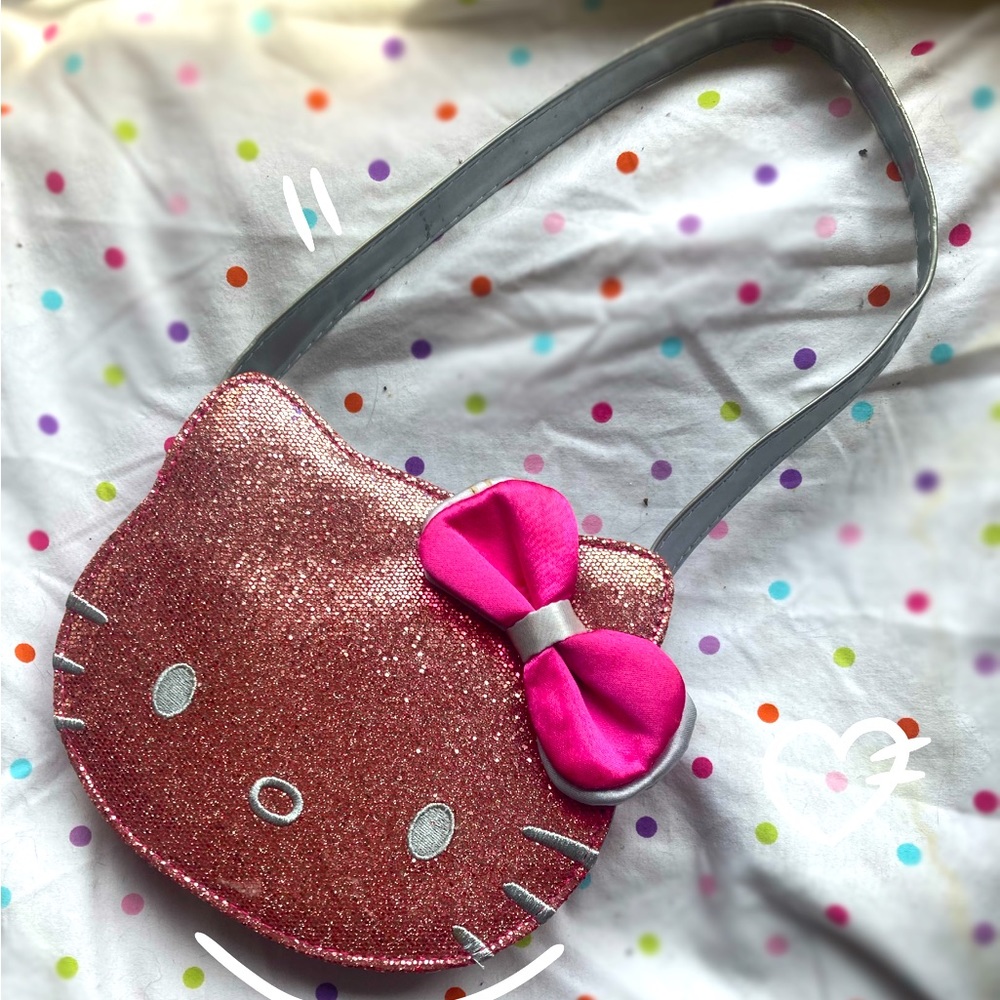 2011 Hello Kitty Kids Bag- Slightly discolored
